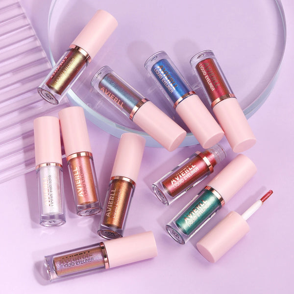 Creion Eyeliner Magic Strălucitor